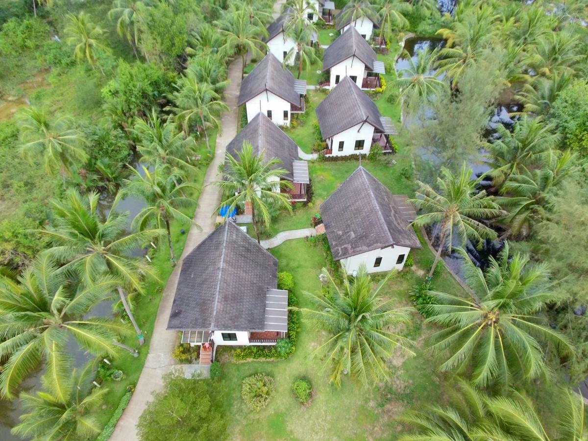 Khaolak Blue Lagoon Resort - SHA Extra Plus Khao Lak Extérieur photo